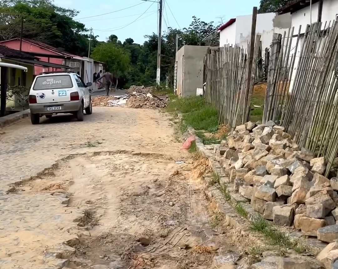 Camacã: Prefeitura inicia recuperação de ruas do Parque Casa Nova
